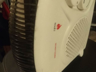 2kw-fan-heater-portable-with-2-heat-settings-plus-thermostat-dial