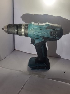 makita-hp457d-18v-cordless-drill-driver-big-0