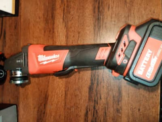 milwaukee-18v-drill-5ah-battery