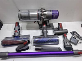 dyson-vacuum-cleaner