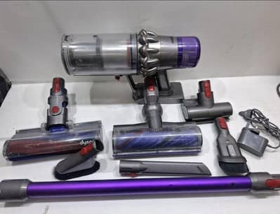 dyson-vacuum-cleaner-big-0
