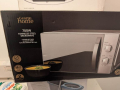 george-home-700w-microwave-small-1